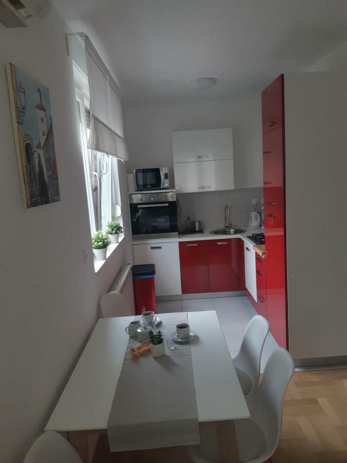 Apartment With Garage Lavici Zagreb Exterior foto